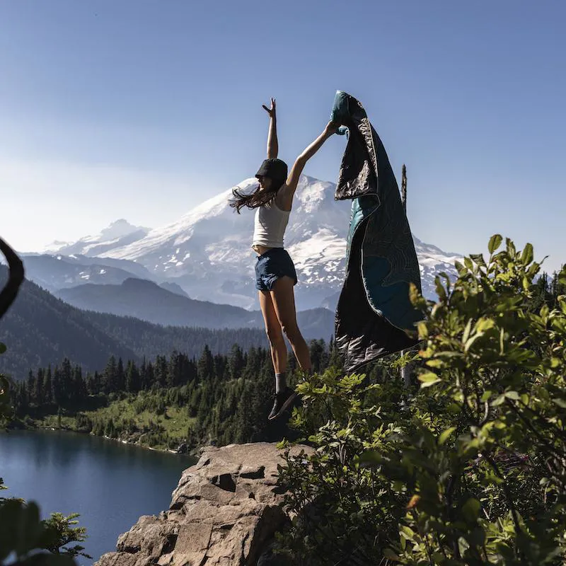 Rumpl Printed Original Puffy Blanket Mount Rainier Teal Warm Fade-5